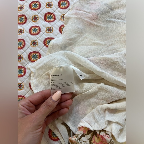 EUC REFORMATION Leila Ivory Pink Floral Smocked Bodice Slit Midi Dress - Picture 10 of 12